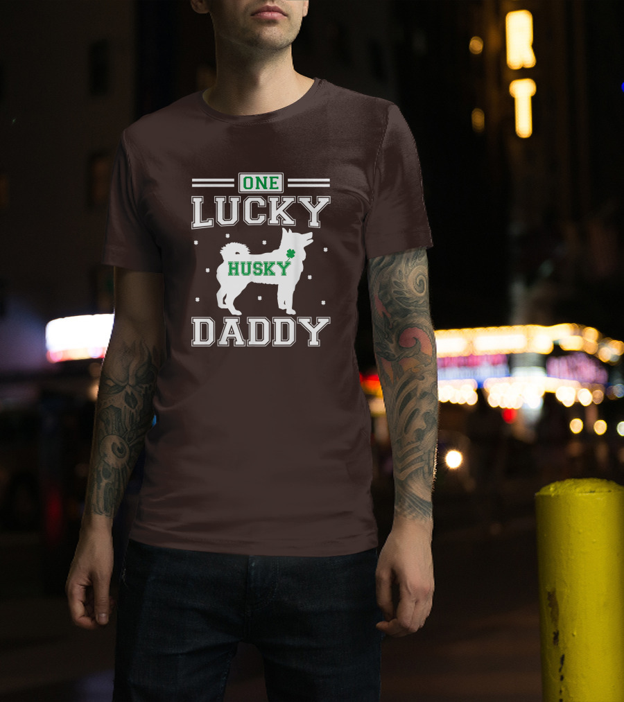 One Lucky Husky Daddy St Patricks Day T-Shirt