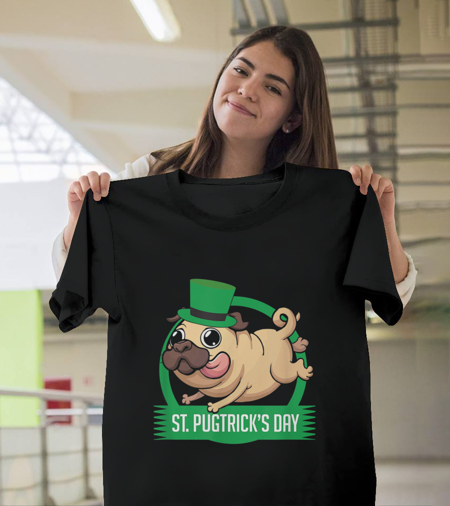 St. Pugtrick's Day Funny Dog with Green Hat T-Shirt
