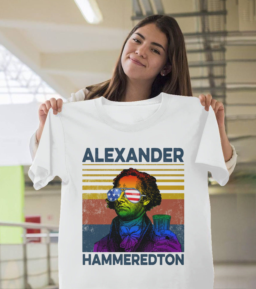 ALEXANDER HAMMEREDTON AMERICAN FLAG SUNGLASSES BEER DRINK T-Shirt
