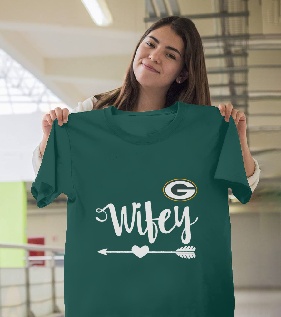 Wifey Green Bay Packers Arrow Heart T-Shirt