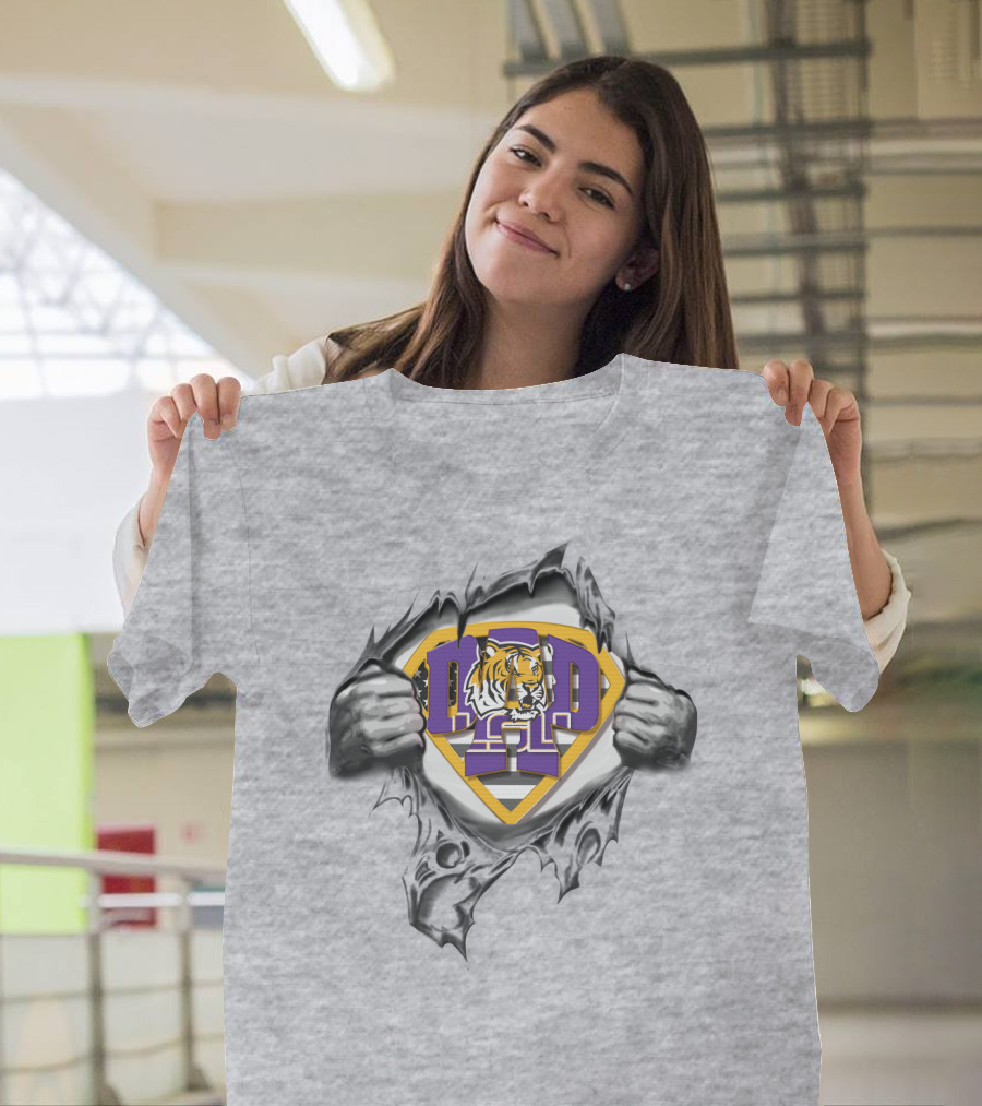 SUPERDAD LSU TIGERS ICONIC TIGER FACE LOGO IN SUPERHERO S CHEST RIPPED EFFECT T-Shirt