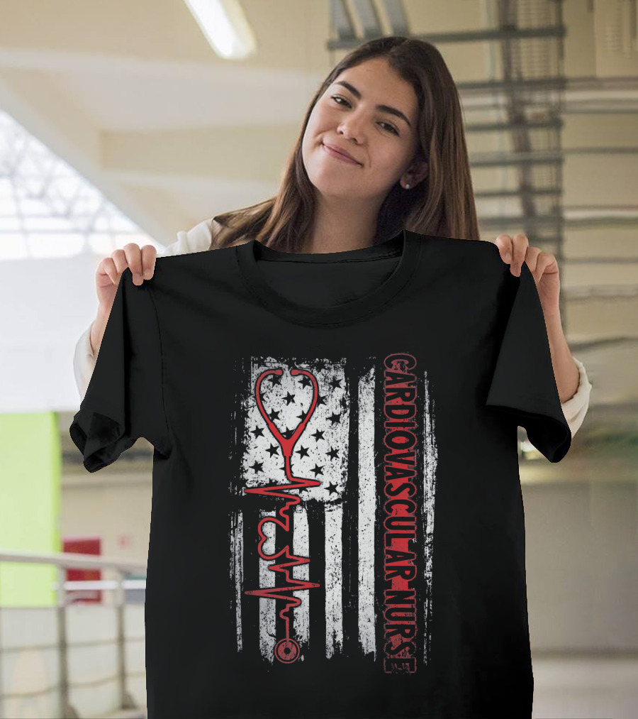 Distressed Cardiovascular Nurse USA Flag Stethoscope Heartbeat T-Shirt
