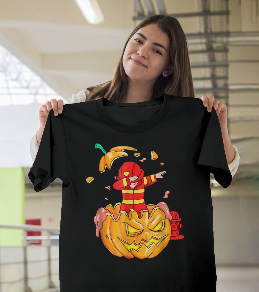 Firefighter Dabbing Pumpkin Halloween Mashup T-Shirt