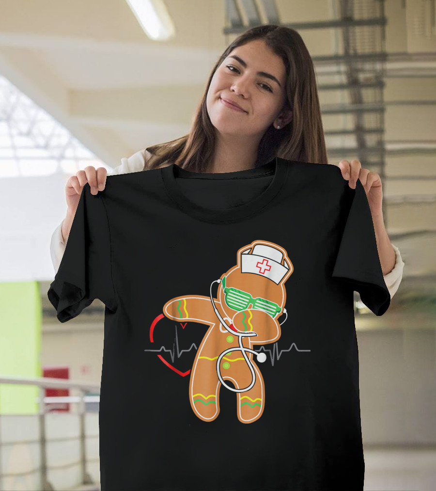 Funny Dabbing Gingerbread Nurse Stethoscope Heartbeat Holiday T-Shirt