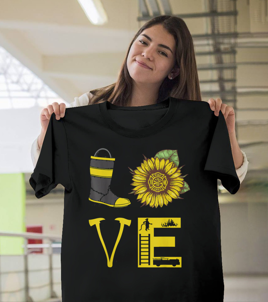 LOVE Firefighter Sunflower Rescue Gear Emblem Firetruck Hero T-Shirt