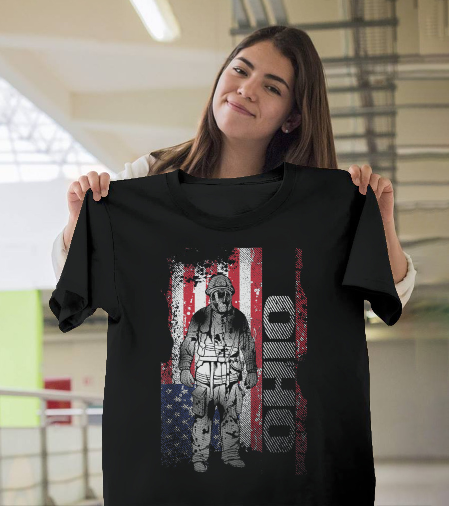 Ohio Firefighter Fireman Training American Flag Background T-Shirt