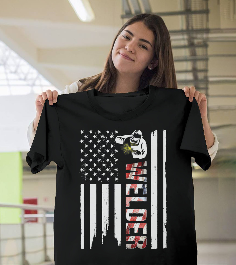 Welder Vintage American Flag Welding with Torch T-Shirt