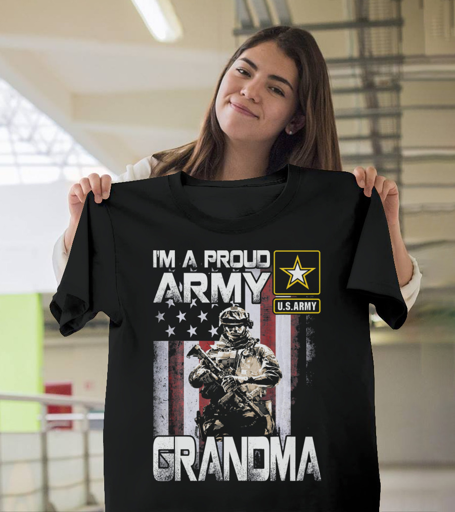 I'm A Proud U.S. Army Grandma American Flag Soldier Star T-Shirt