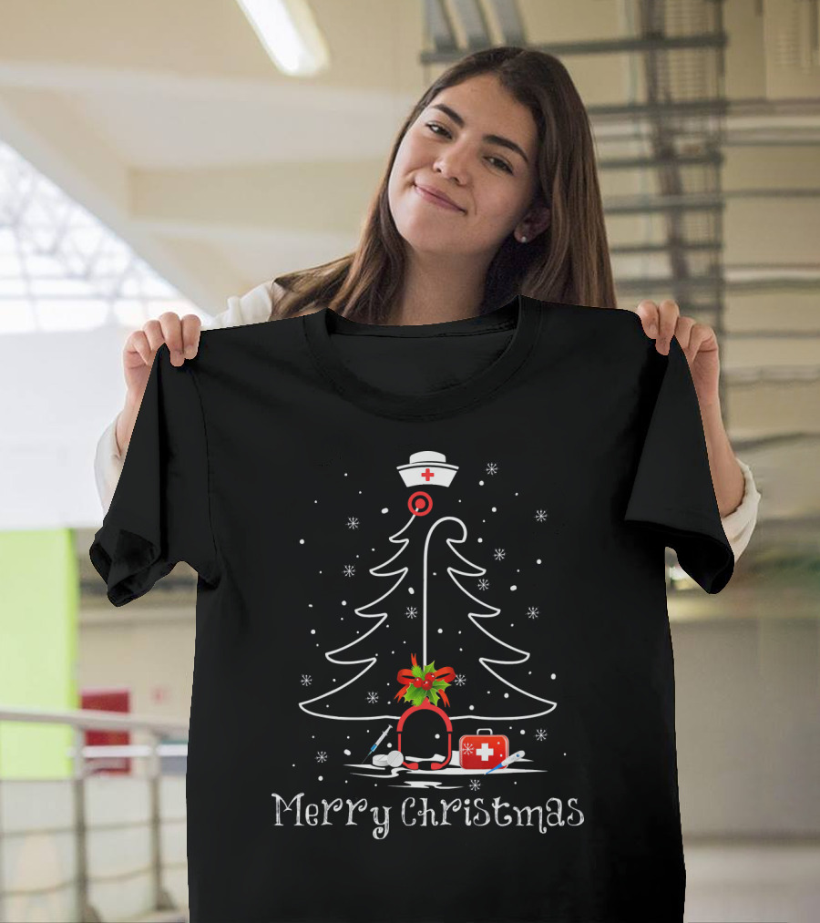 Merry Christmas Nurse Tree Stethoscope Hat Red Cross Light T-Shirt