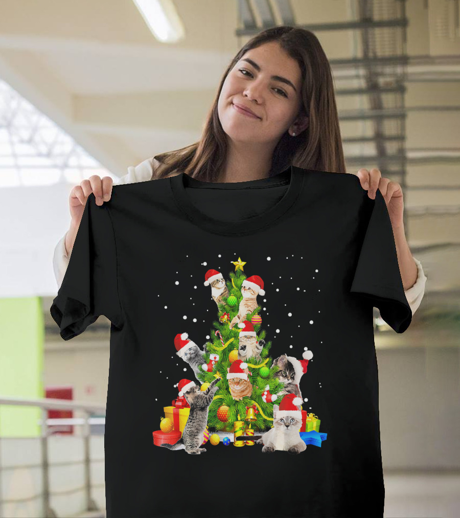 Cat Christmas Tree Funny Meowy Kitten Santa Hats Snow Presents T-Shirt