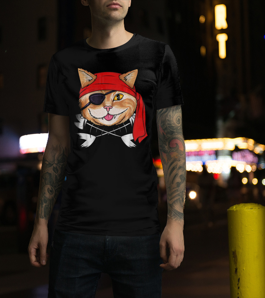 Pirate Cat Funny Kitten With Eyepatch And Cross Bones Bandana T-Shirt