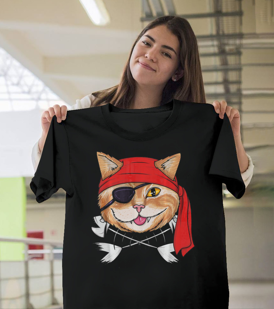 Pirate Cat Funny Kitten With Eyepatch And Cross Bones Bandana T-Shirt