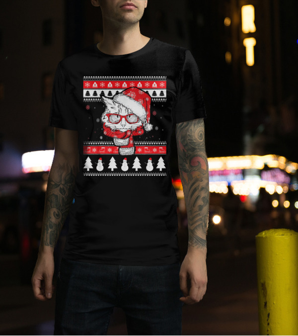 Maine Coon Cat Ugly Xmas Funny Pet Christmas Santa Hat Snowman Trees T-Shirt
