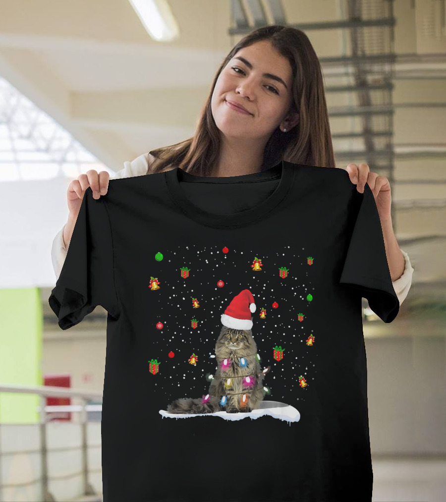 Maine Coon Merry Christmas Santa Hat Snow Lights T-Shirt