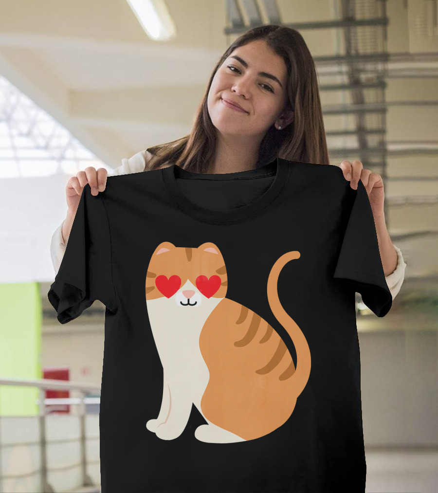 Scottish Fold Cat Heart Eyes Cute Cartoon T-Shirt