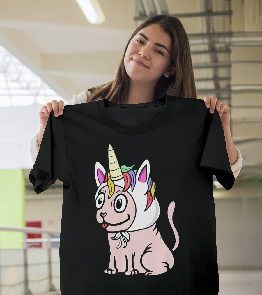 Sphynx Cat Wearing Unicorn Hat with Rainbow Mane Funny Pet T-Shirt