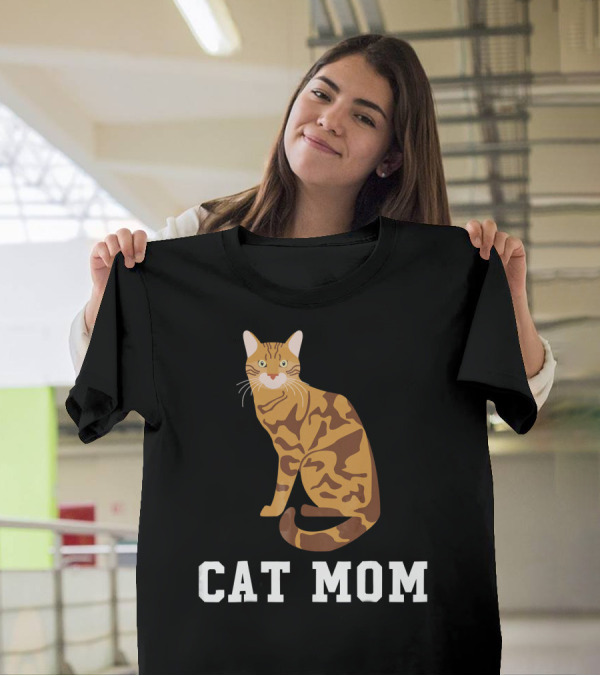 Bengal Cat Mom T-Shirt