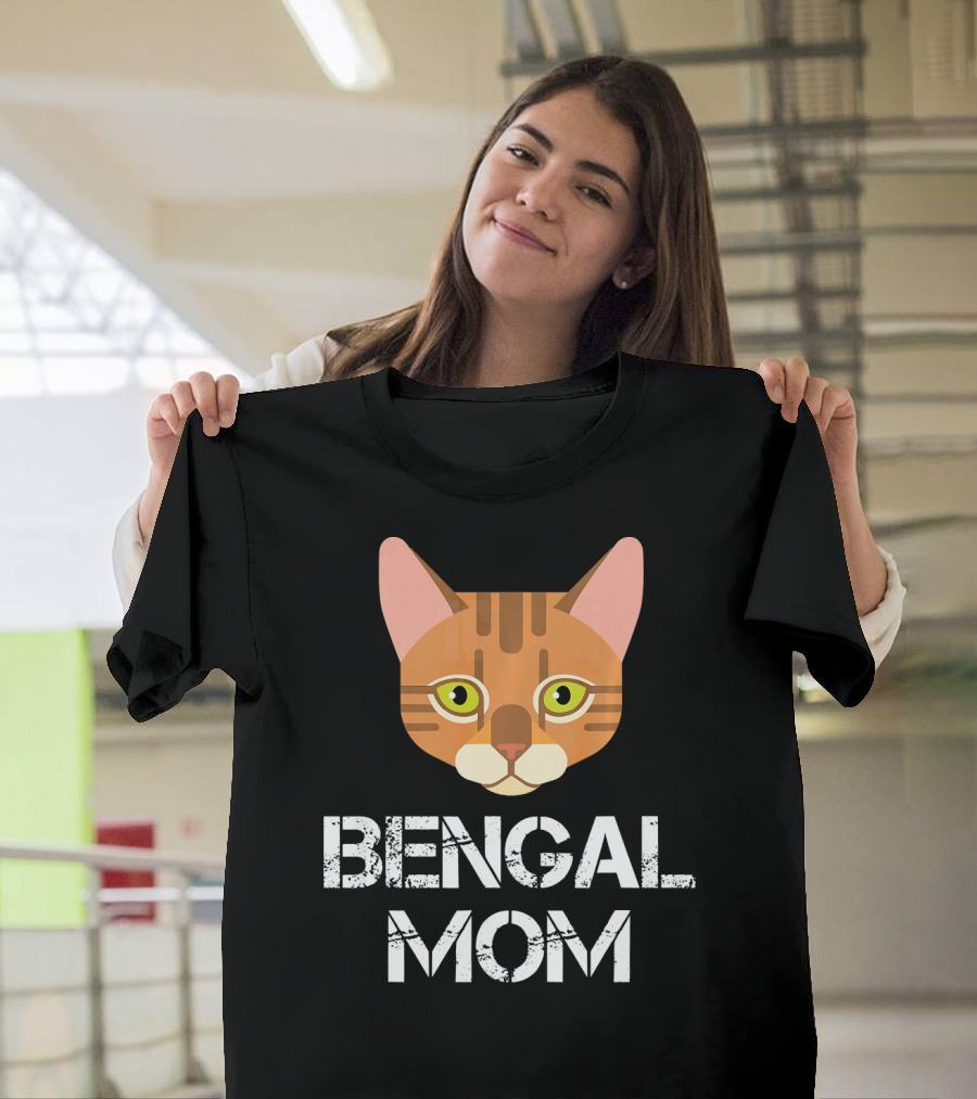 Bengal Mom Cat Owner Feline Face T-Shirt