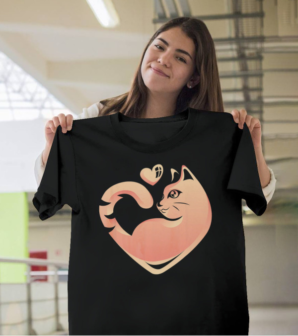 Persian Cat Heart Tail T-Shirt