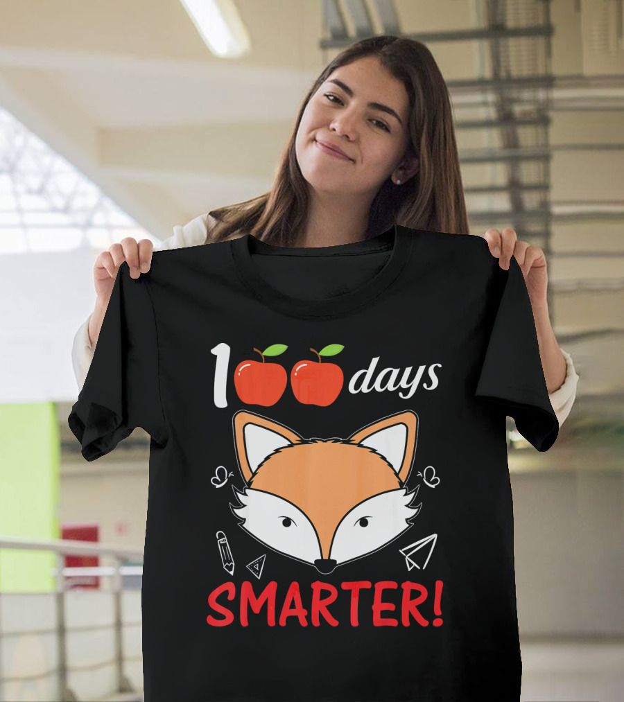100 Days Smarter Fox Student with Apples and Hearts T-Shirt