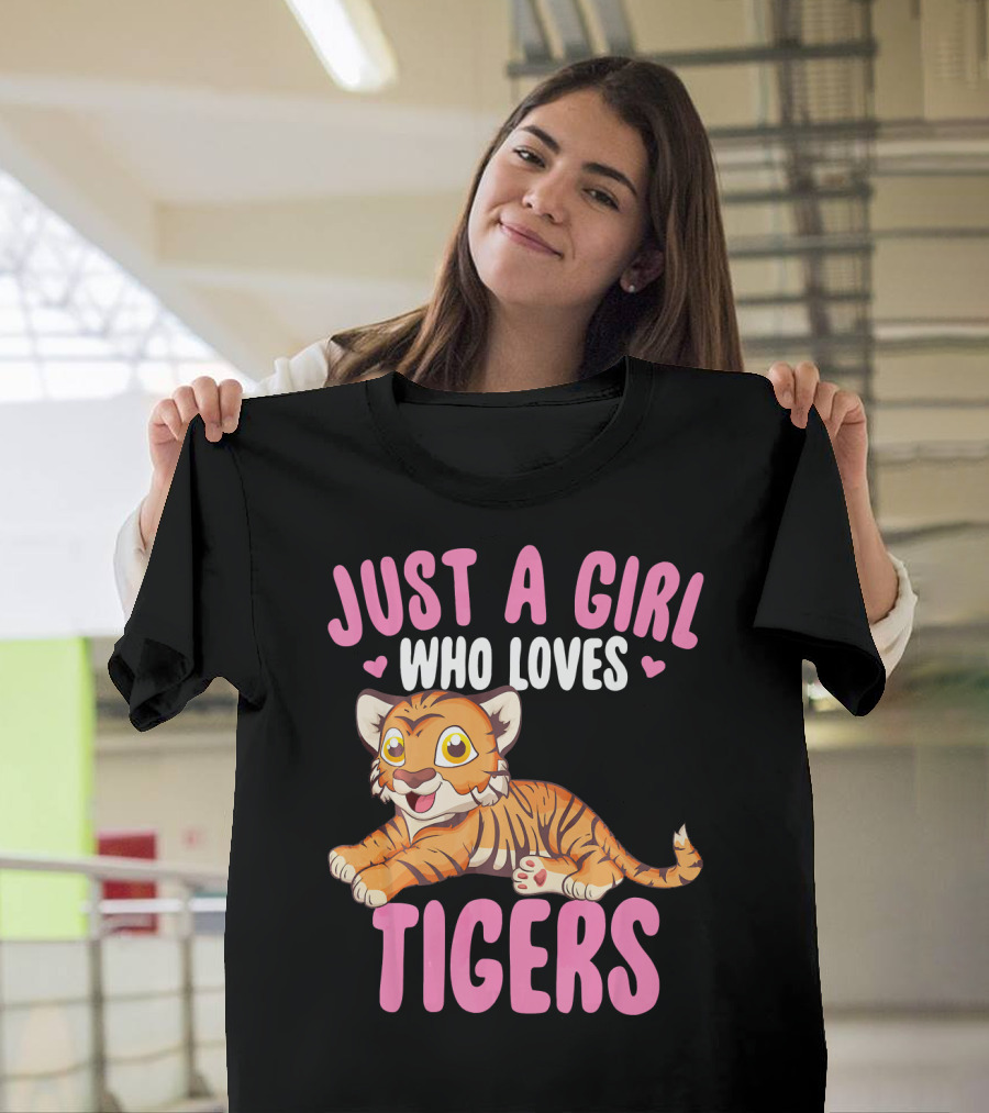 Just A Girl Who Loves Tigers Cute Kawaii Tiger T-Shirt