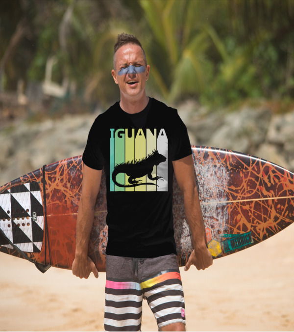 Iguana Spirit Animal Love Igua Retro Silhouette Stripes T-Shirt
