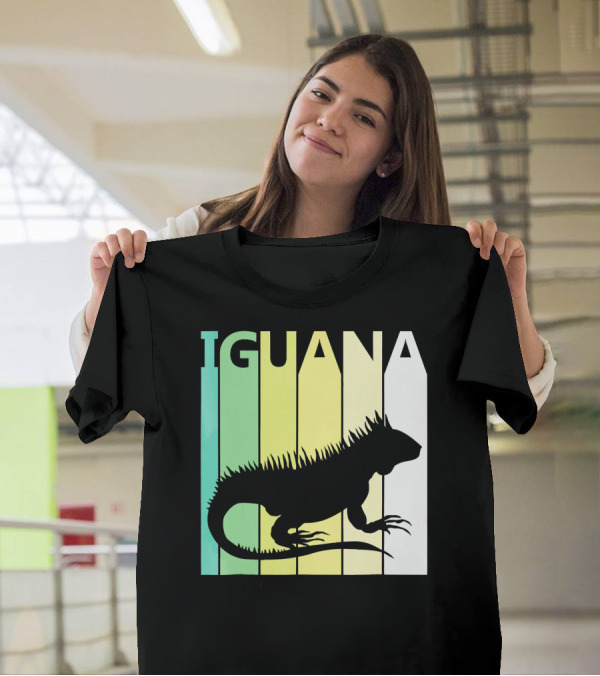 Iguana Spirit Animal Love Igua Retro Silhouette Stripes T-Shirt