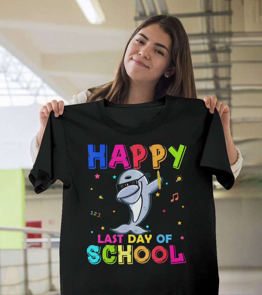 Happy Last Day Of School Dabbing Dolphin Rainbow Stars Music T-Shirt