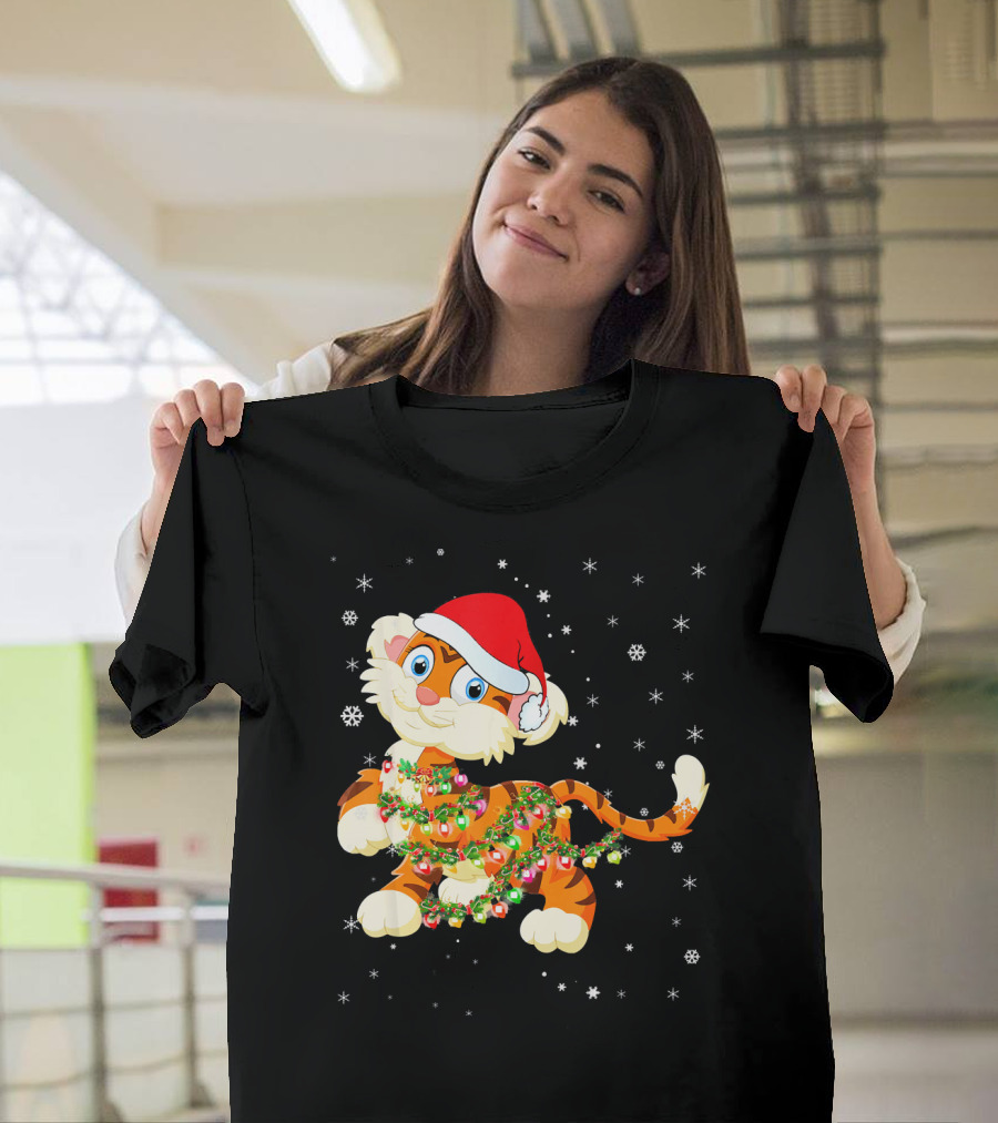 Tiger Light Christmas Santa Hat Snowflakes T-Shirt