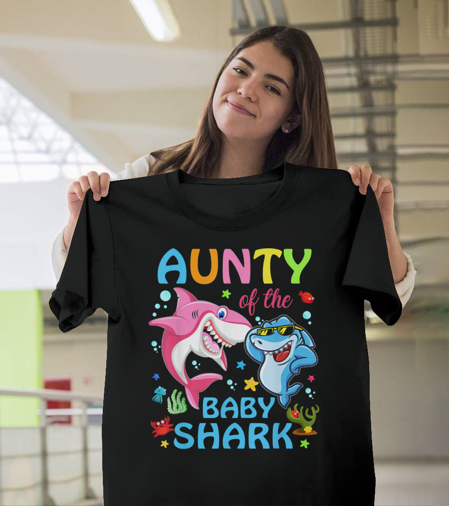 Aunty of the Baby Shark Birthday Aunty Colorful Cartoon Characters with Ocean T-Shirt
