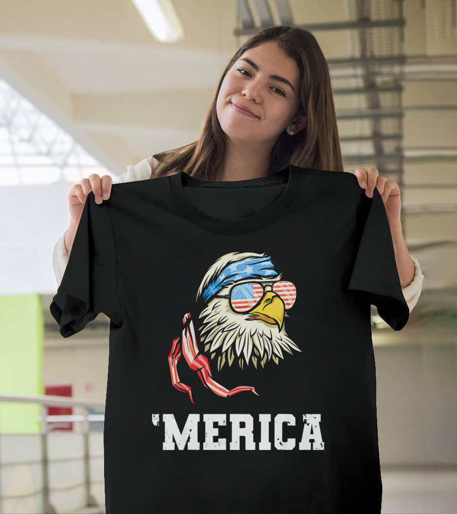 'Merica Patriotic Eagle with Bandana and Sunglasses 4th of July Veterans US T-Shirt