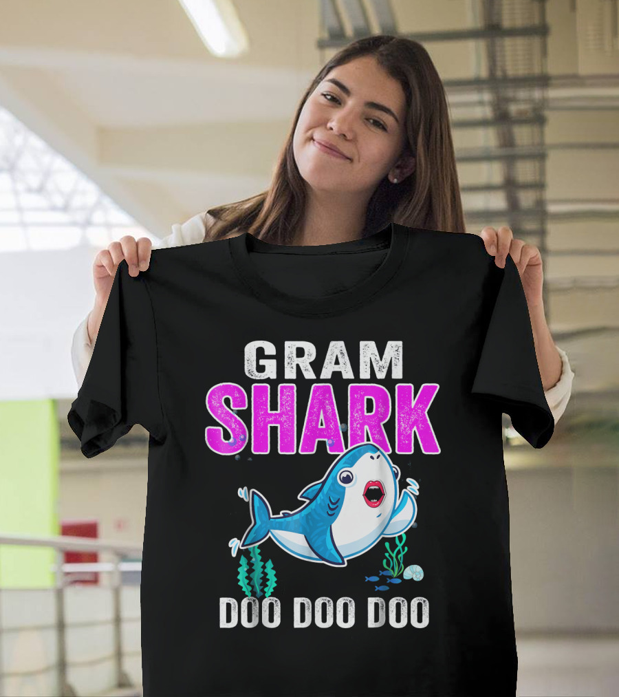 GRAM SHARK DOO DOO DOO Swimming Cartoon Shark With Ocean Plants T-Shirt