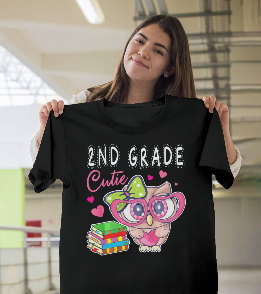 2nd Grade Cutie Owl with Glasses and Books T-Shirt