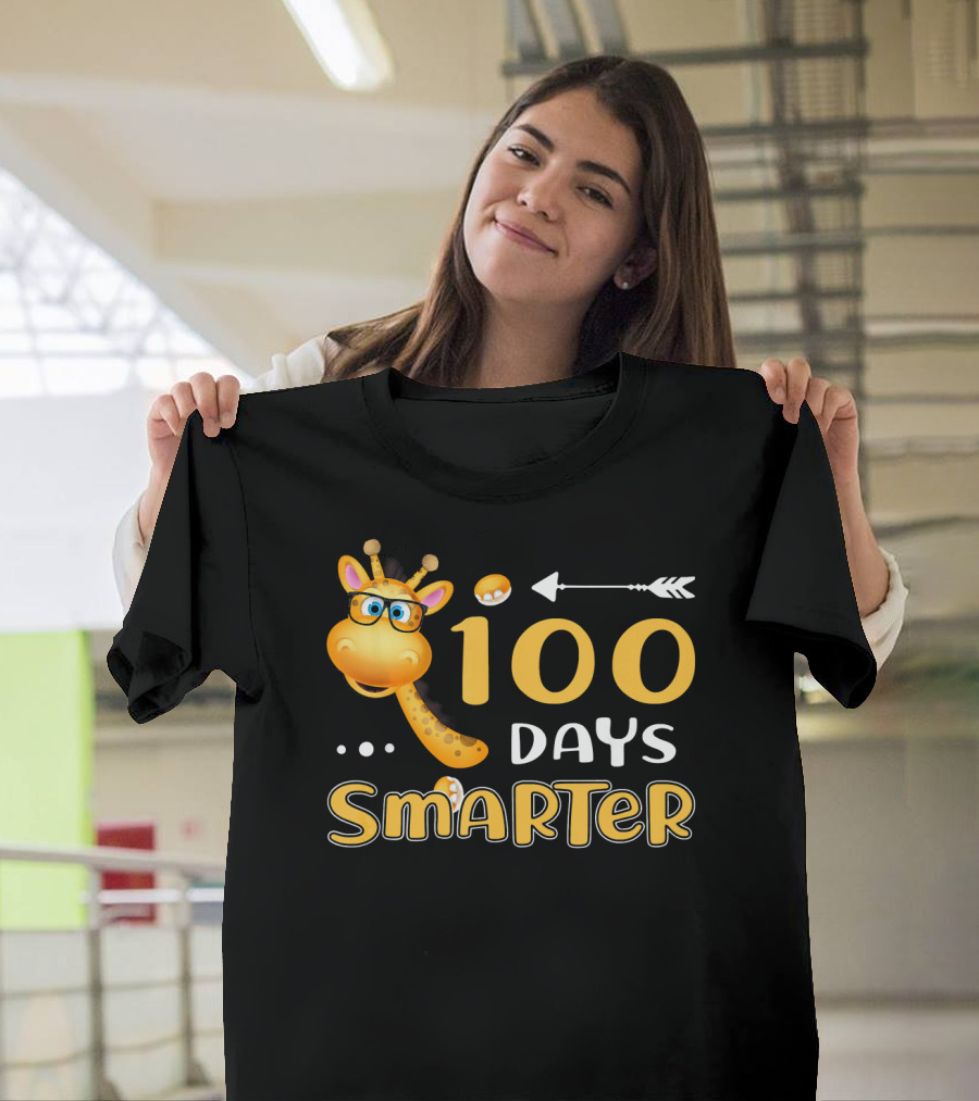 100 Days Smarter Giraffe 100th Day of School T-Shirt