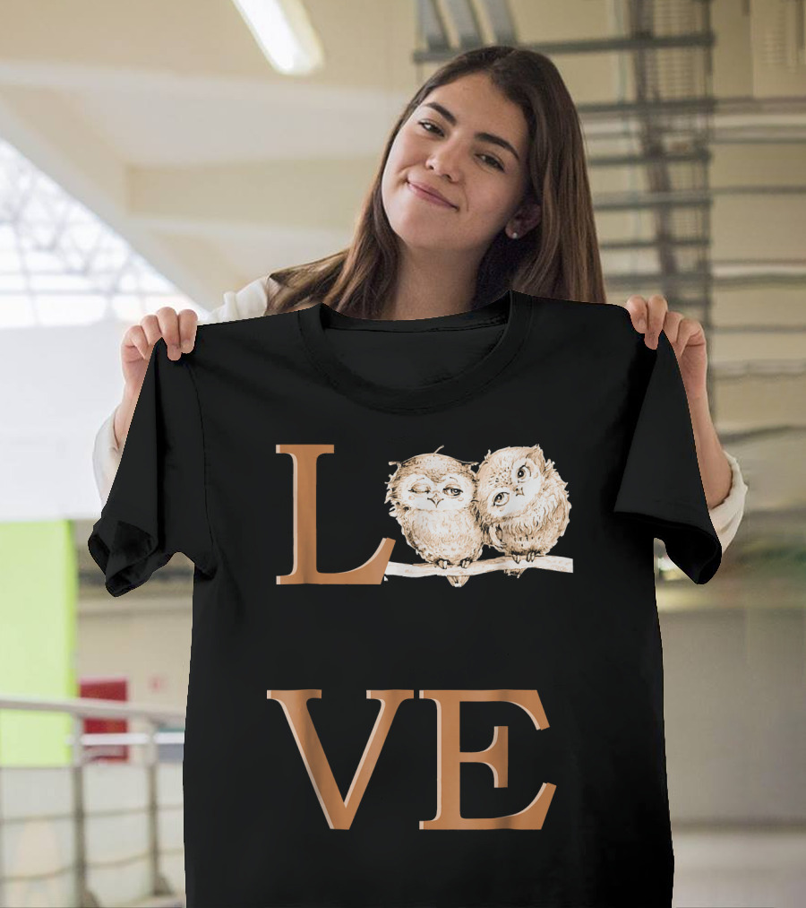 Grannys Hutch Love Owl T-Shirt