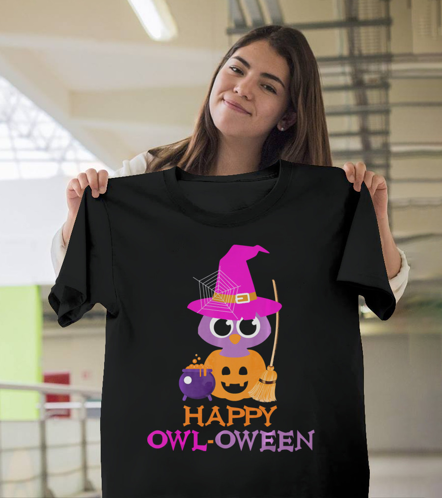 Happy Owl-Oween Halloween Owl Pumpkin Witch Trick T-Shirt