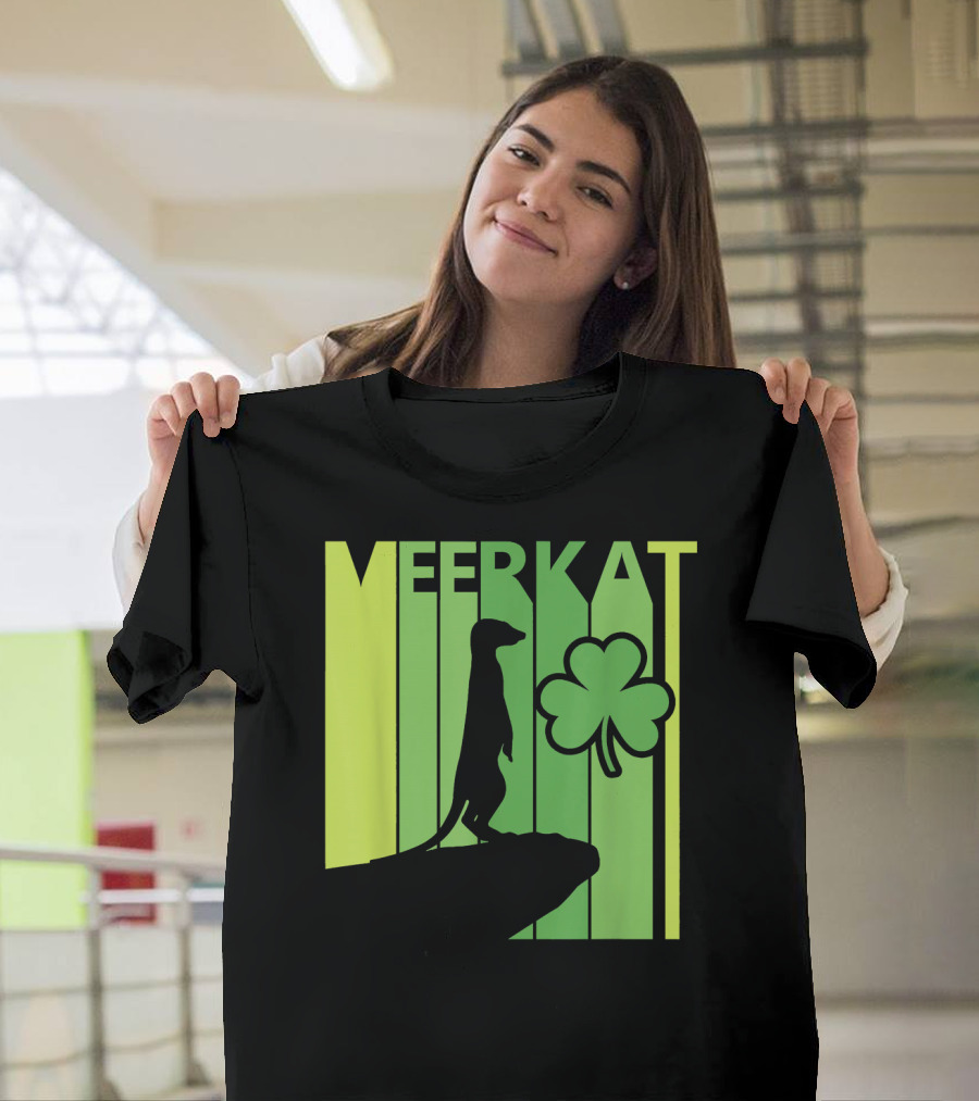 Lucky Meerkat St Patricks Day Shamrock T-Shirt