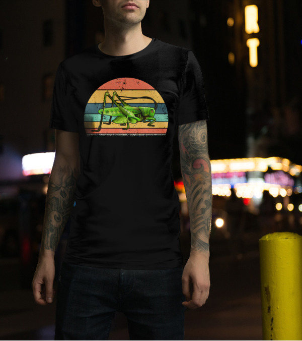 Retro Vintage Grasshopper Animal Lover Vintage Stripes T-Shirt