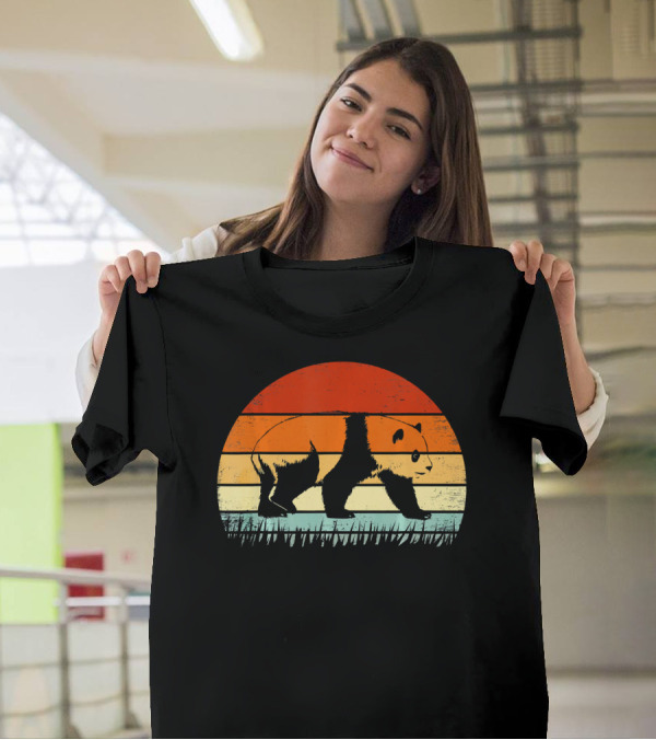 Vintage Panda Bear Animal Lover Zookeeper Retro Sunset T-Shirt