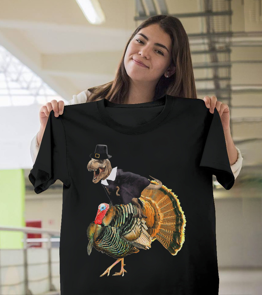 Dinosaur Pilgrim Costume Riding Turkey Thanksgiving Humor T-Shirt