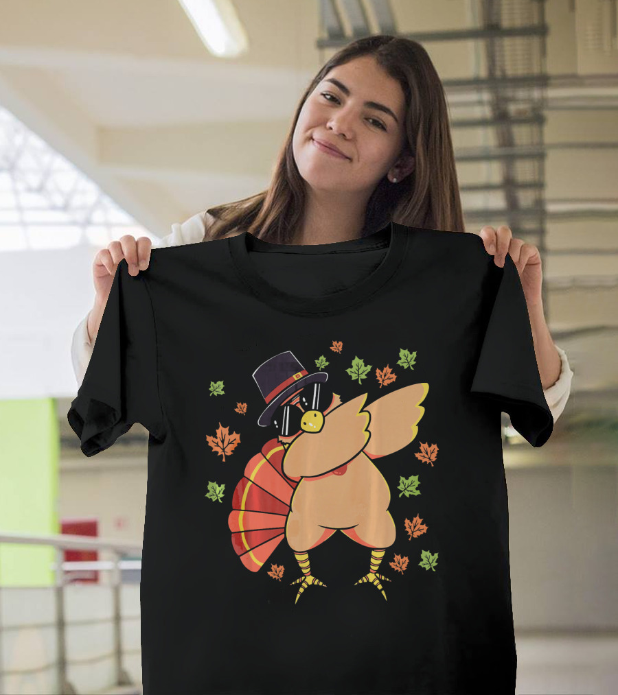 Cute Dabbing Turkey with Sunglasses and Autumn Leaves T-Shirt