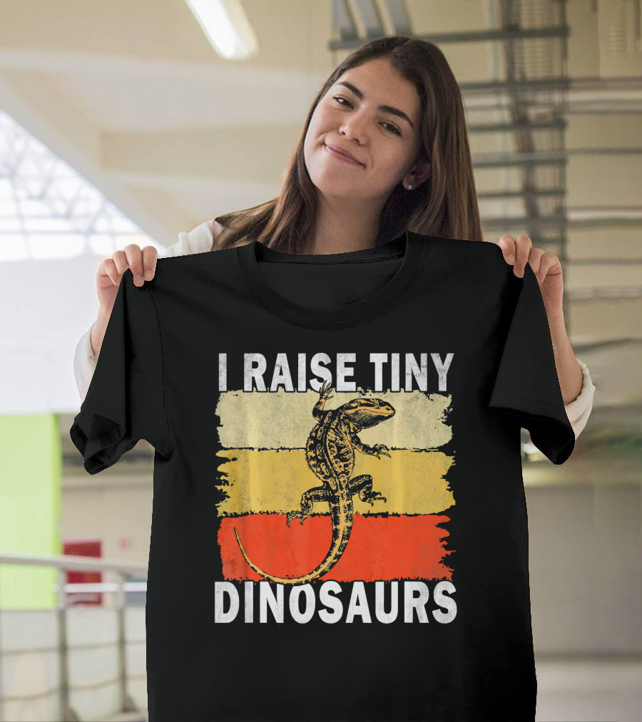 I Raise Tiny Dinosaurs Vintage Lizard T-Shirt