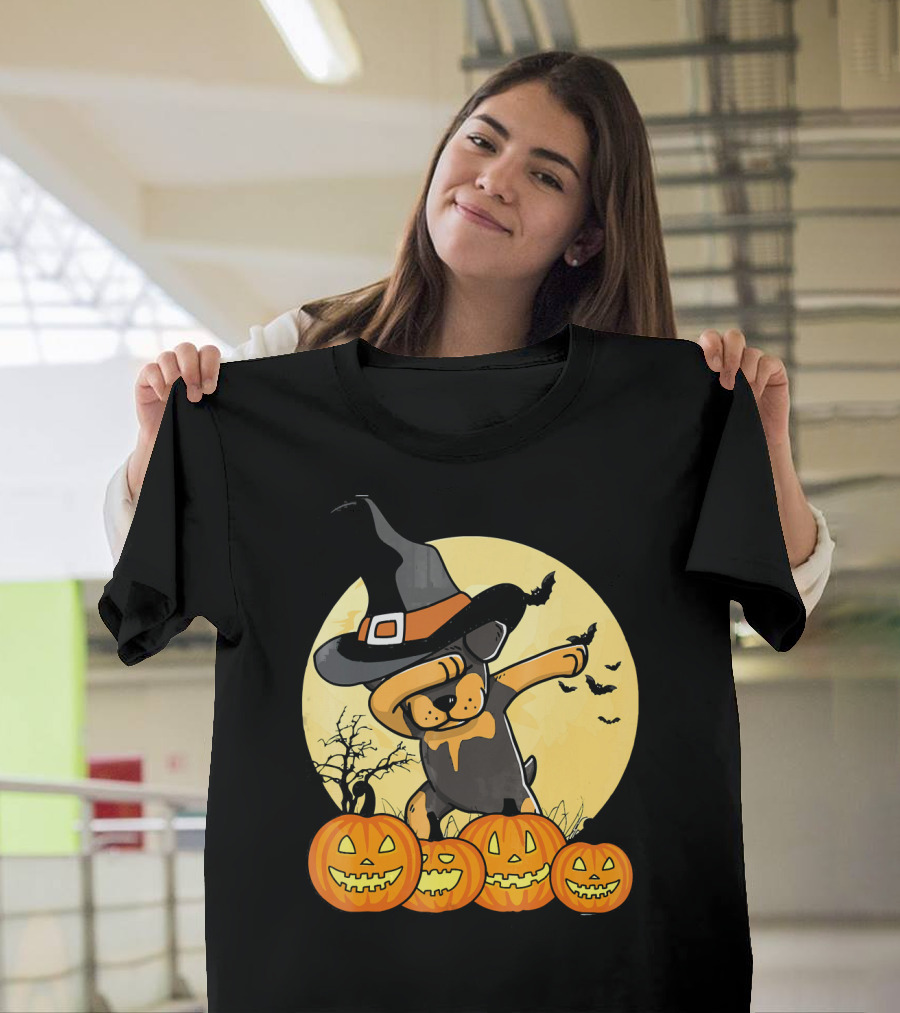 Dabbing Rottweiler Halloween Witch Hat Pumpkins Full Moon Bats T-Shirt