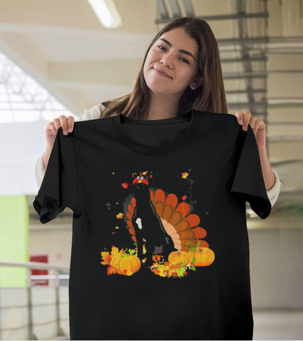 Great Dane Turkey Funny Dog With Pumpkins And Autumn Leaves T-Shirt