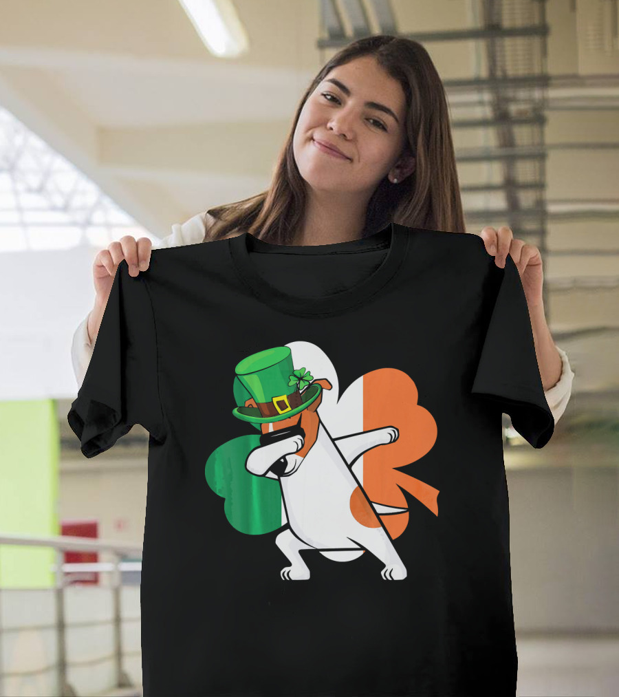 Dabbing Jack Russell Terrier Leprechaun Hat Shamrock Irish Flag St Patrick's Day T-Shirt