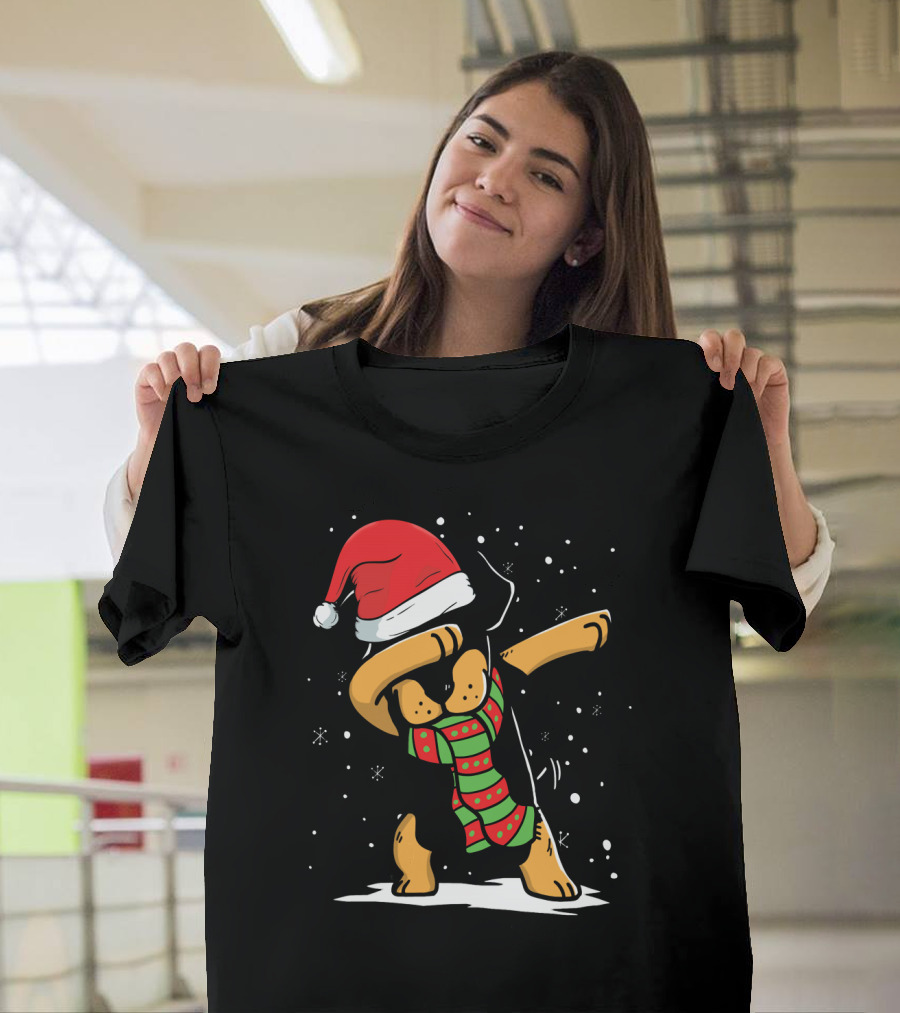 Dabbing Rottweiler Christmas Santa Hat Scarf Snowflakes T-Shirt