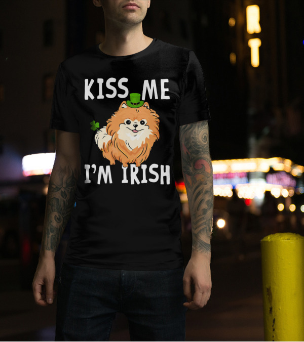 Kiss Me I'm Irish Pomeranian Dog Green Hat Shamrock T-Shirt