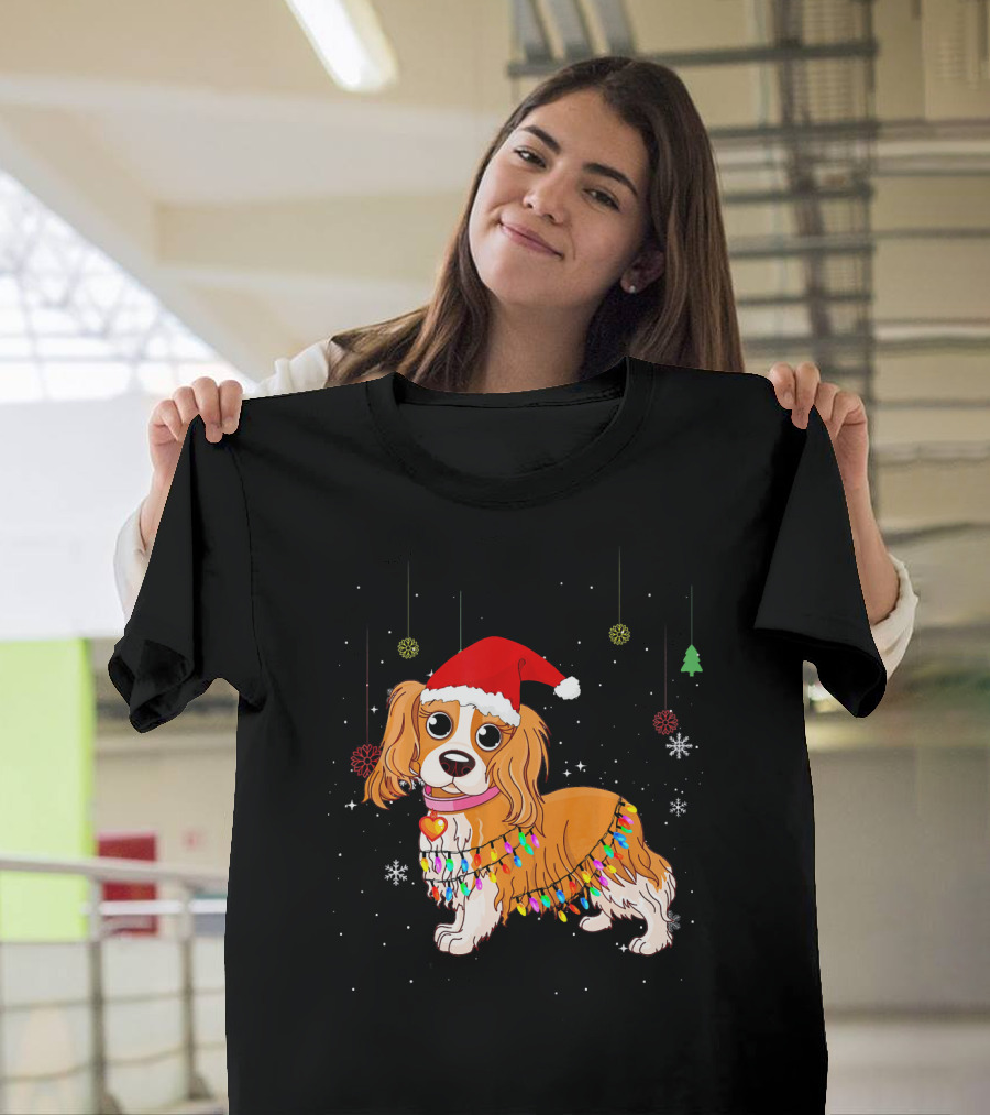 Cute Cavalier King Charles Spaniel with Santa Hat and Christmas Lights T-Shirt
