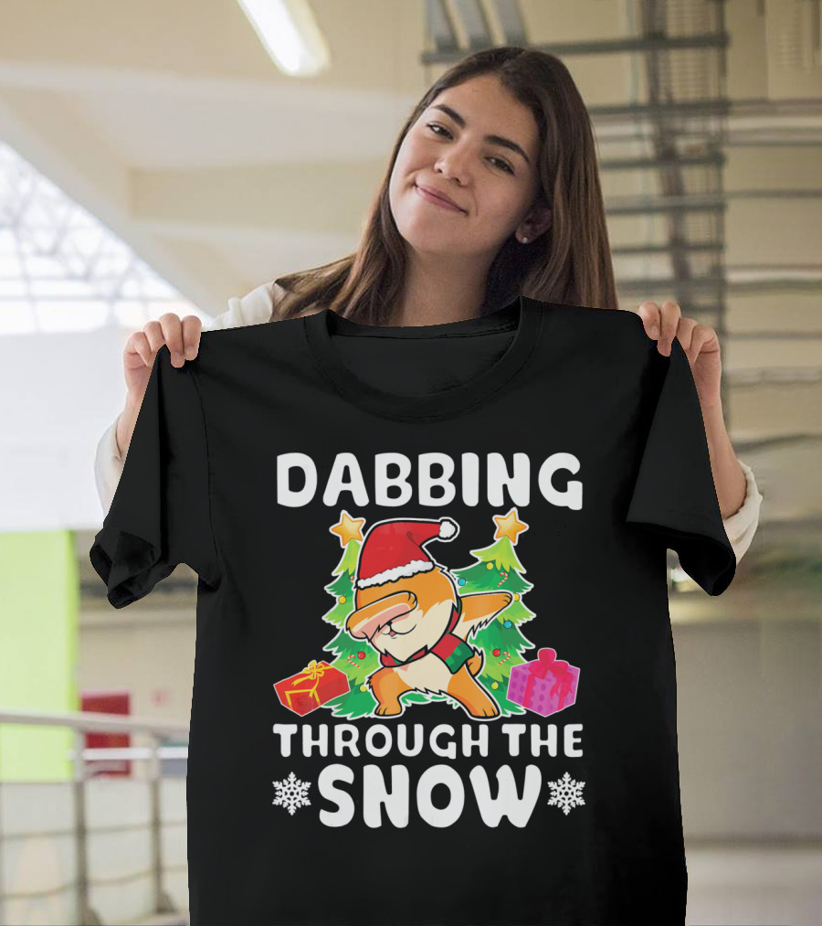 Dabbing Through the Snow Pomeranian Dog Santa Christmas Trees Presents T-Shirt