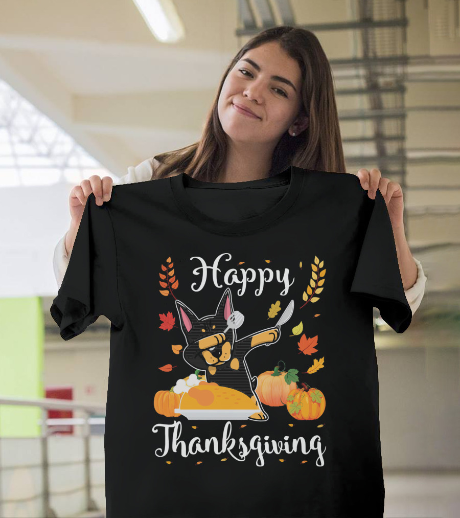 Happy Thanksgiving Doberman Dabbing Eating Turkey T-Shirt